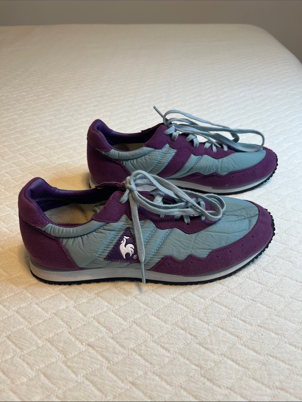 Le Coq Sportif Light Teal and Purple Athletic Shoes, 5.5 women’s